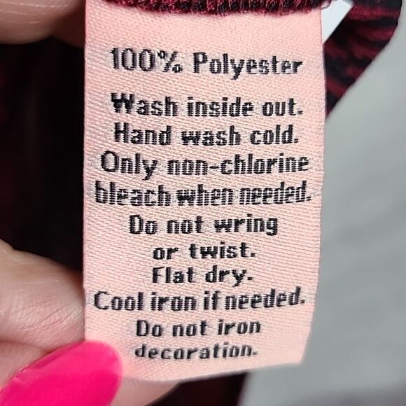 Juicy Couture Pleated Scoop Neck Flyaway Sleeveless Shell Blouse Dressy Tank Top - Picture 6 of 9